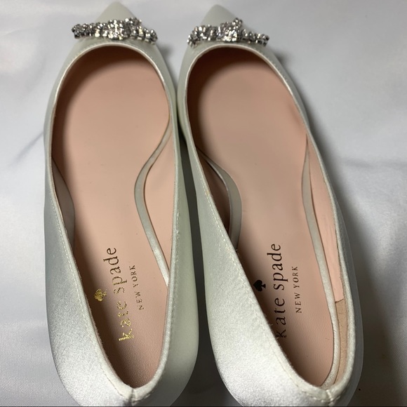 NWT Kate Spade New York Derbie Kitten Heel - Ivory - Picture 9 of 12